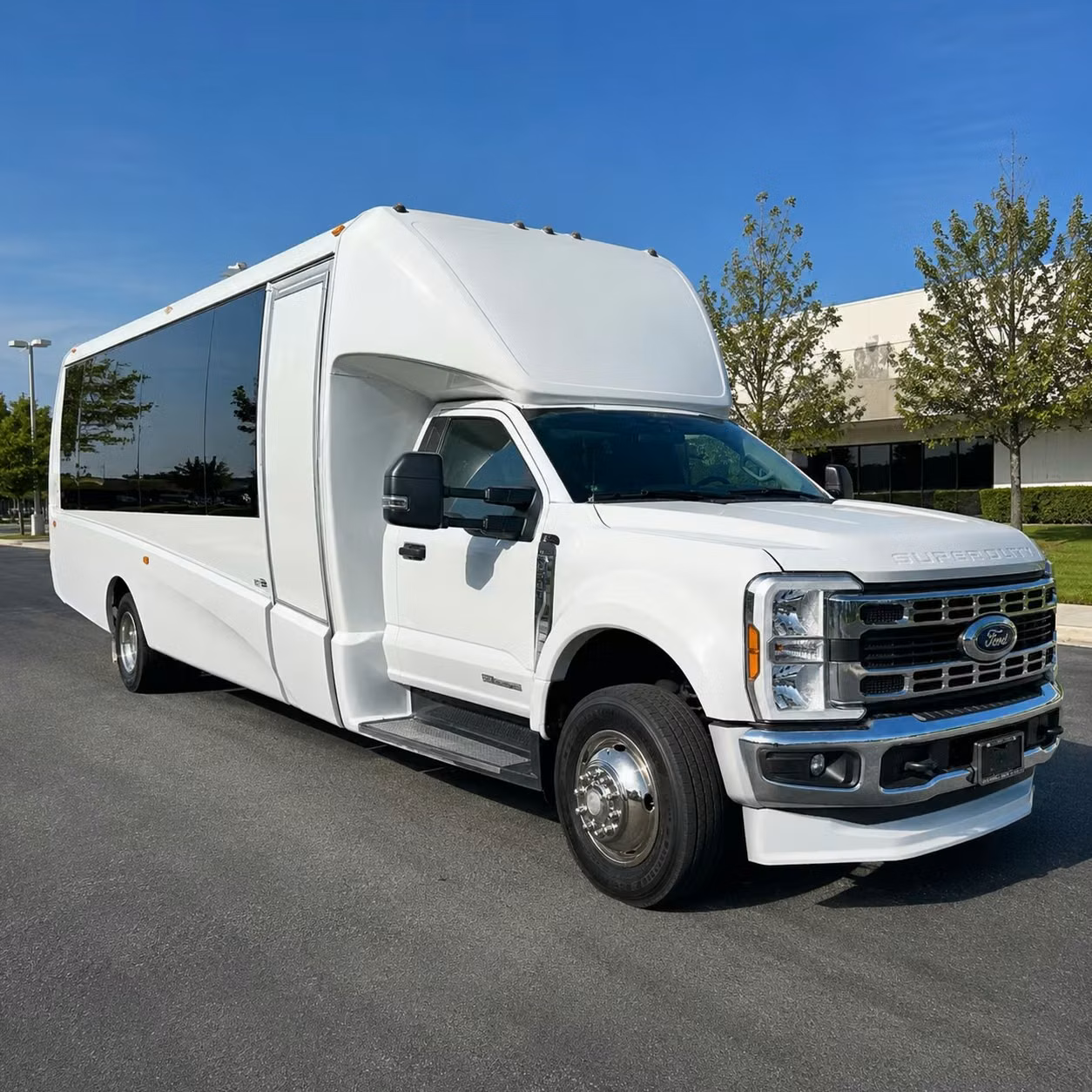 18 passenger minibus