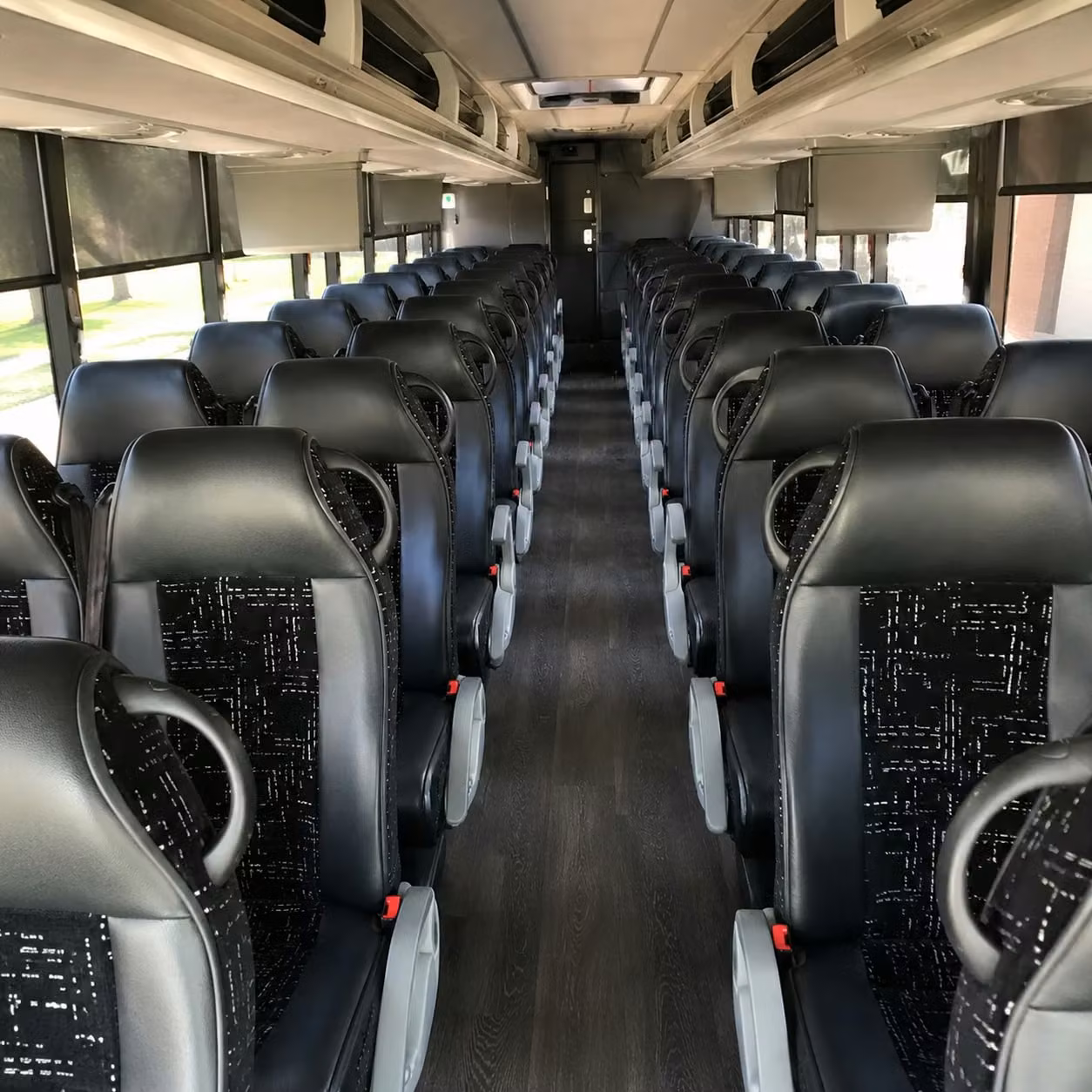 lee s summit charter bus rental